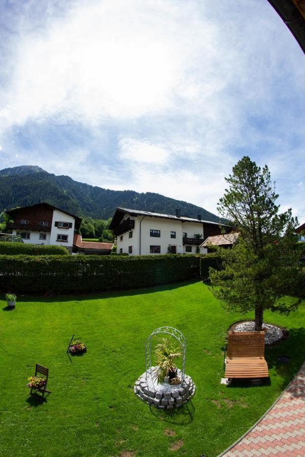 Apart Schoene Aussicht Sautens Exteriér fotografie